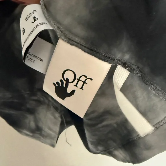 Off-White Men's Arrow Tie Dye Sim-Fit T-Shirt Medium - Picture 7 of 12
